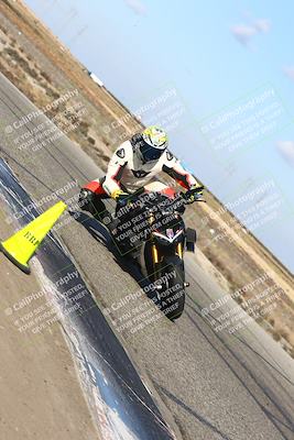 media/Nov-03-2024-TrackDaz (Sun) [[44580f4982]]/B Group/120pm (Grapevine)/